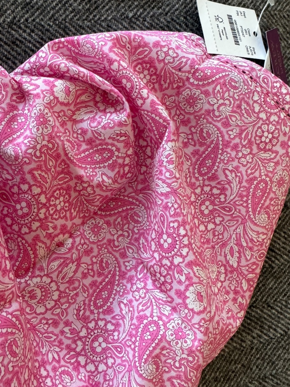 NWT, JCREW COTTON LIBERTY OF LONDON SCARF/BANDANA IN A SMALL PAISLEY FLORAL PRIN